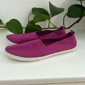 NEW Joe Fresh Purple Sneakers, Size 9